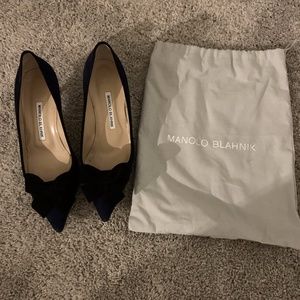 Manolo Blahnik velvet navy kitten heels